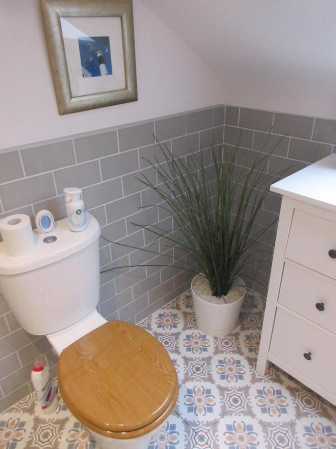 Bed & Breakfast Straleel South *